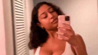 alessiasayso stream leak pussy