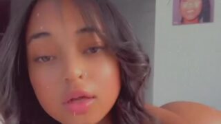 Fetish cam leak – Iamlexia shows off feet and ass